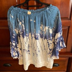 Off the shoulder ombré blouse